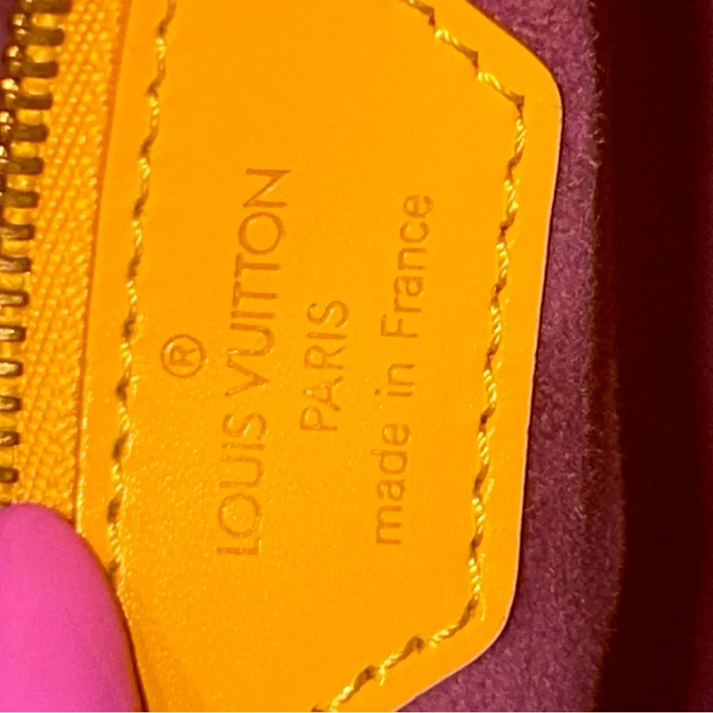 Louis Vuitton Yellow Epi Lussac Tote - Picture 4 of 16